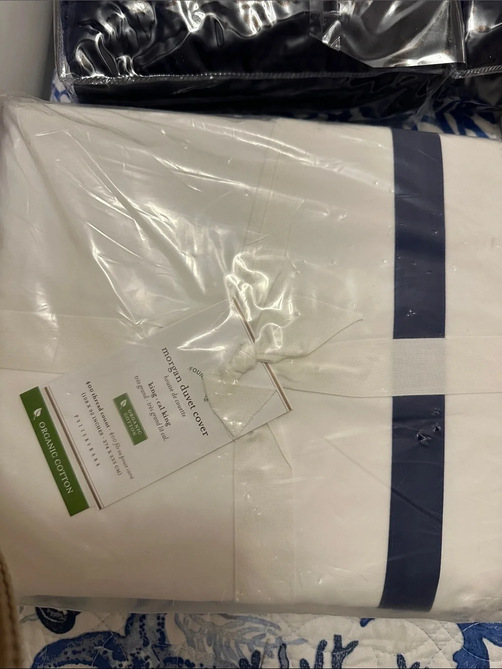 Pottery Barn Morgan Duvet Cover Set with Navy Trim and Navy Quilted Shams